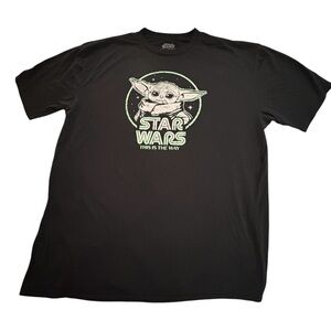 Star Wars Black T-Shirt with Baby Yoda (women’s or men’s)